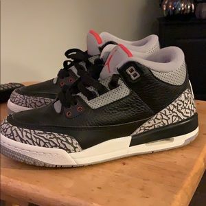 Jordan retro 3 black cement